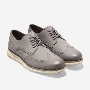 Cole Haan Mens Original gray Grand Shwng shoes Size 8M in Excellent Condition